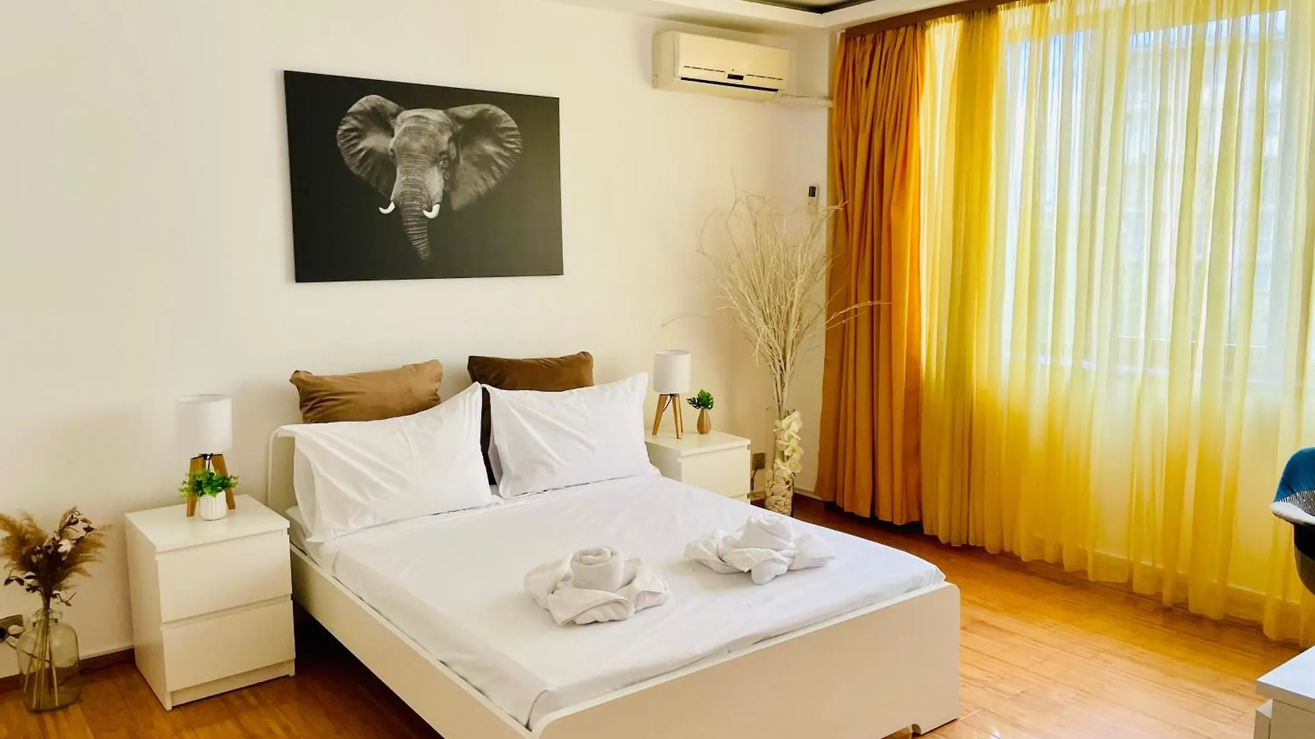 Apartment Old Town Ateneu Studio Bucharest